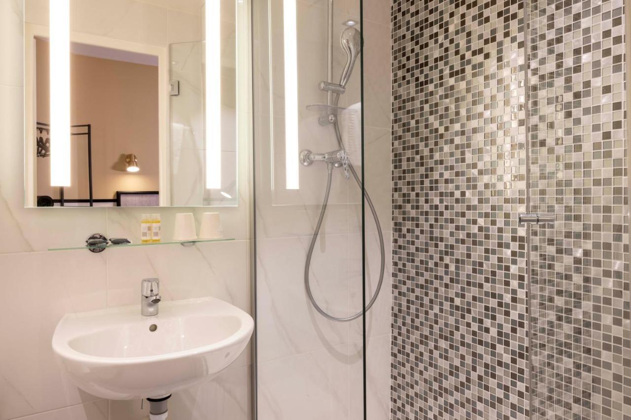 De L'aqueduc Hotel 3*