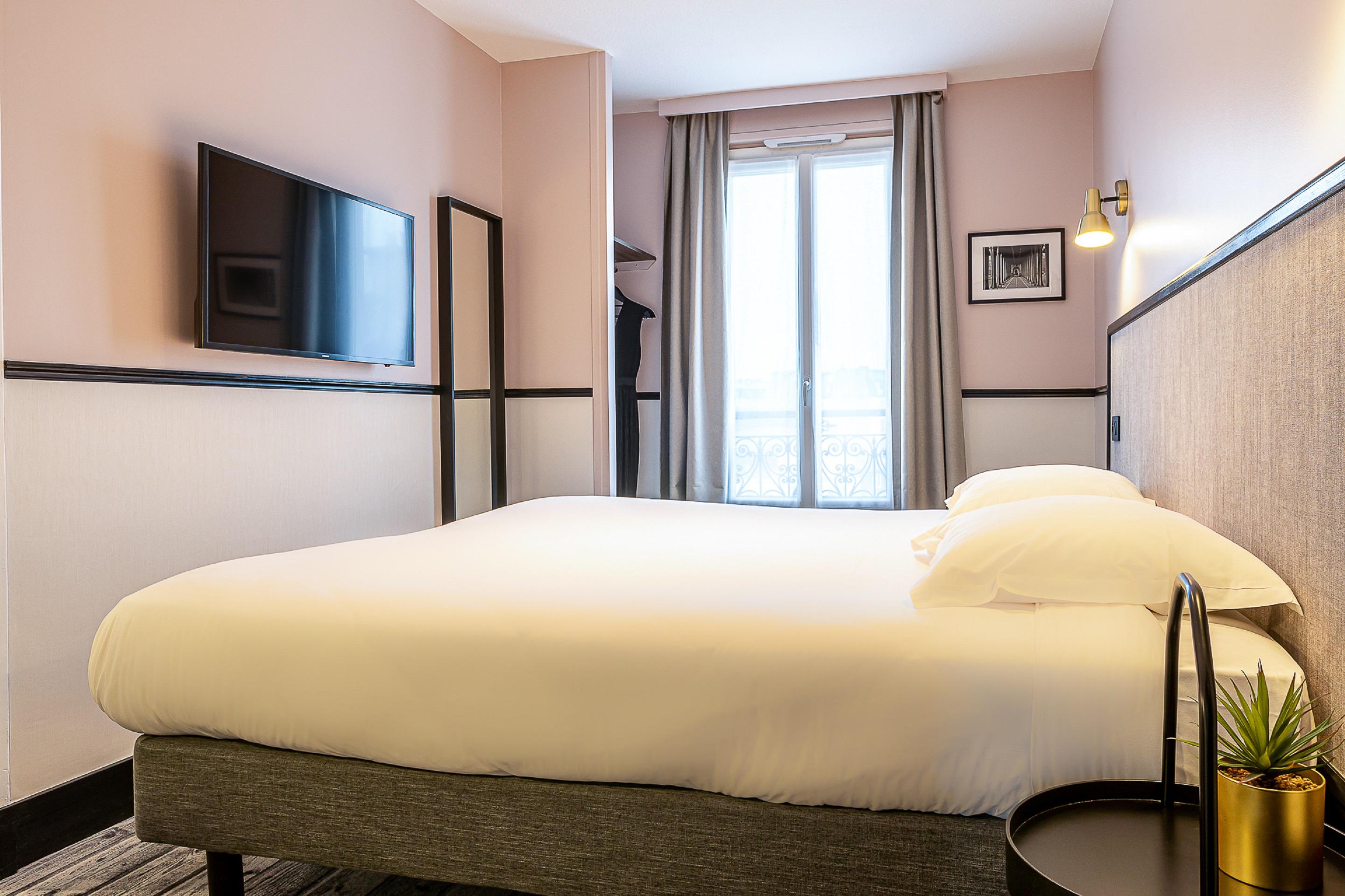 De L'aqueduc 3* Parigi