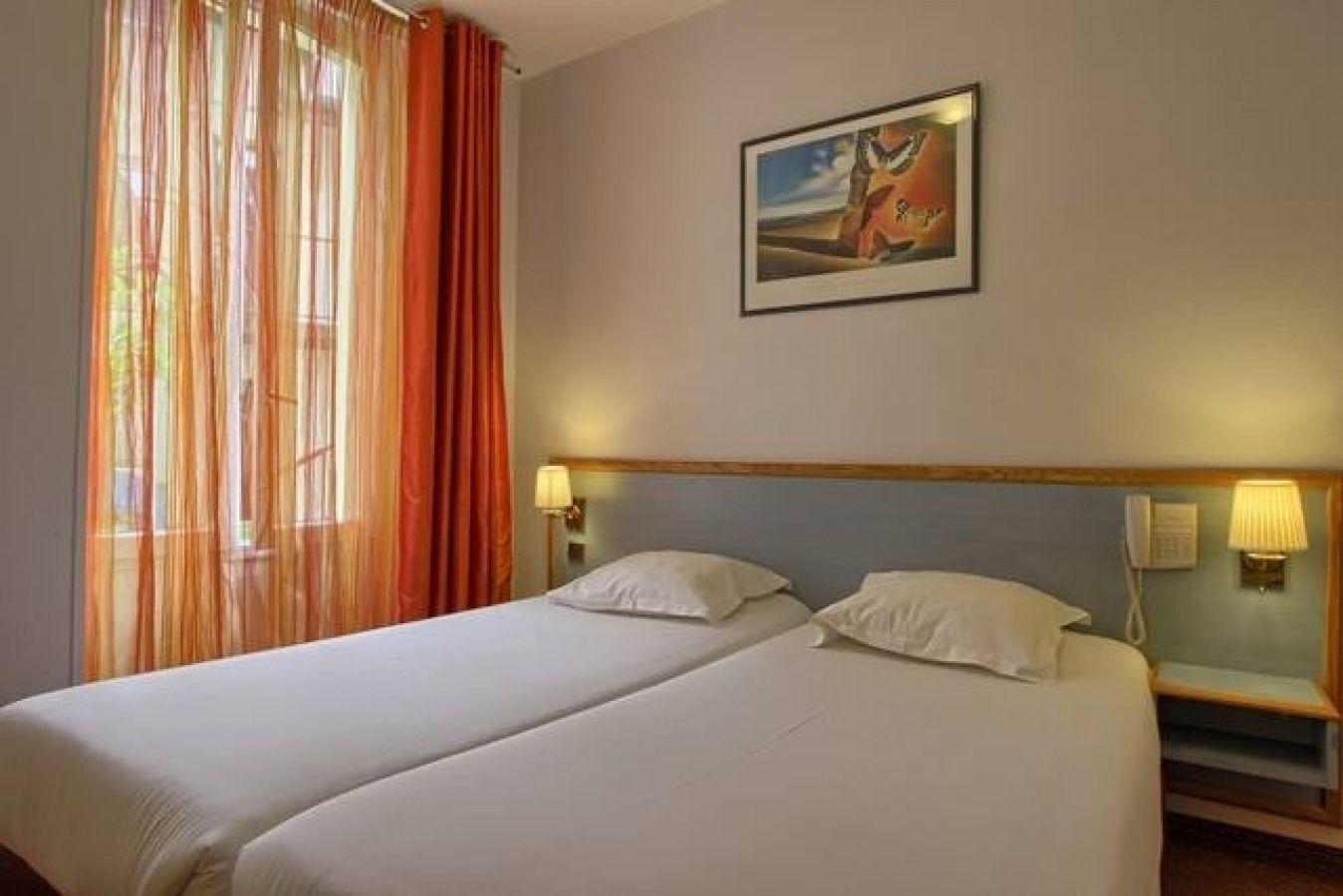 De L'aqueduc 3* Paris